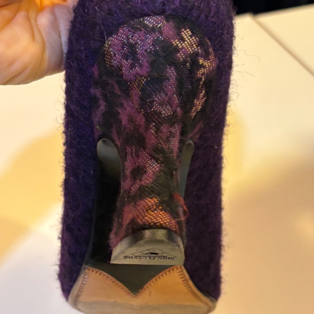 Furry 80s inspired purple Fluevogs - Sz 7 - Picture 6 of 11